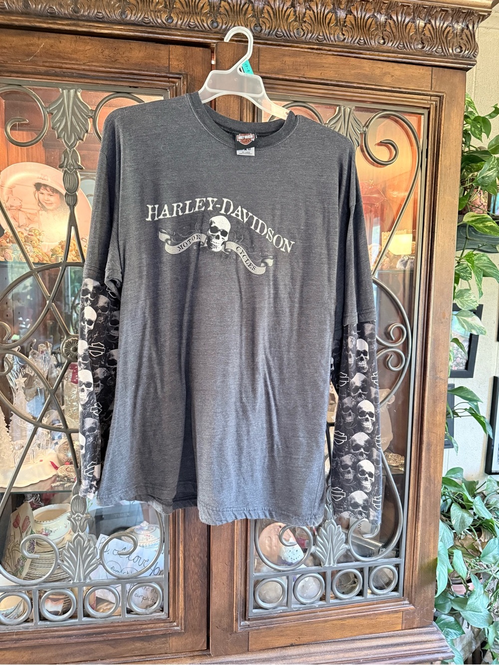 Harley-Davidson Gray Skull Graphic Long Sleeve Tee